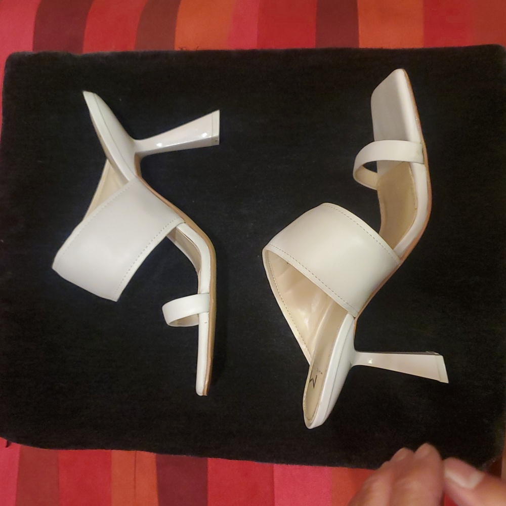 Marc Fisher Cream Women's Mules - Picture 4 of 10